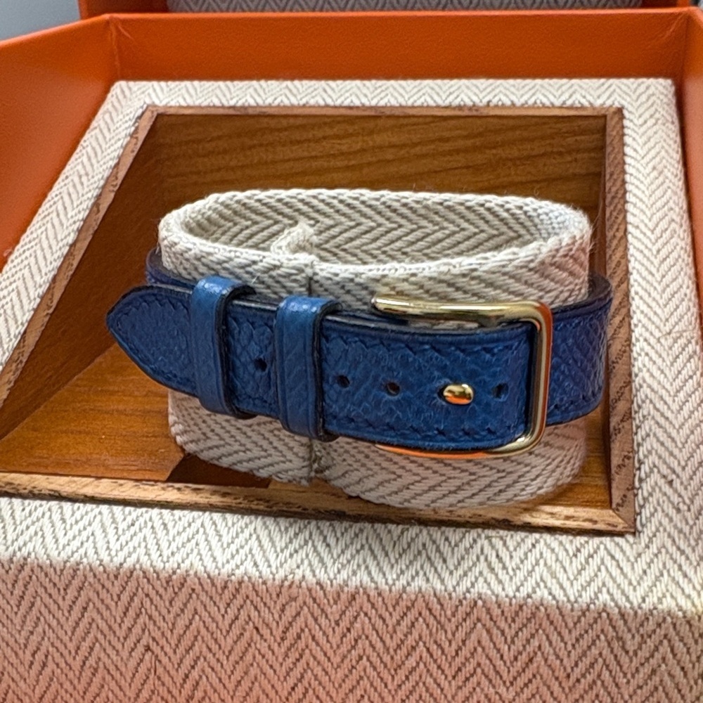 HERMES VINTAGE 1990s KELLY BRACELET WATCH - Picture 5 of 9